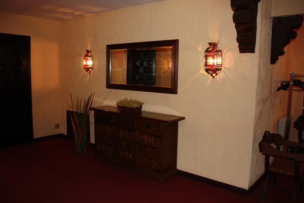 Hotel Restaurante Astorga Pradorrey Екстериор снимка